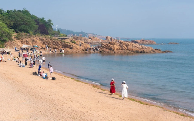 Holiday Inn Express Qingdao Shibei by IHG