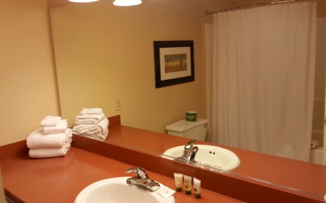 Avi Resort & Casino