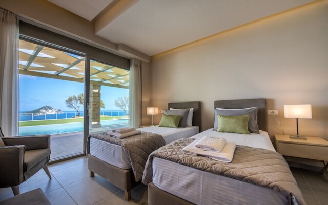 Villa Arthina