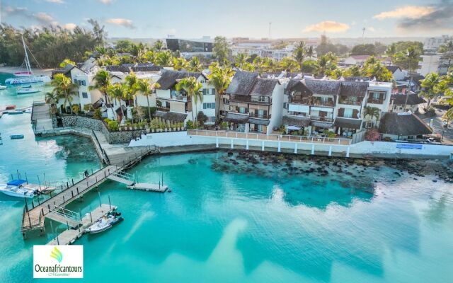 Sunset Boulevard Beachfront Apartment