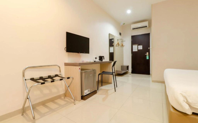 Lovina Inn Hotel Batam