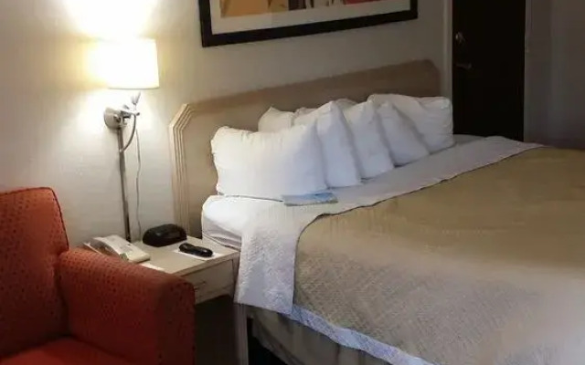 Days Hotel La Crosse Conferenc