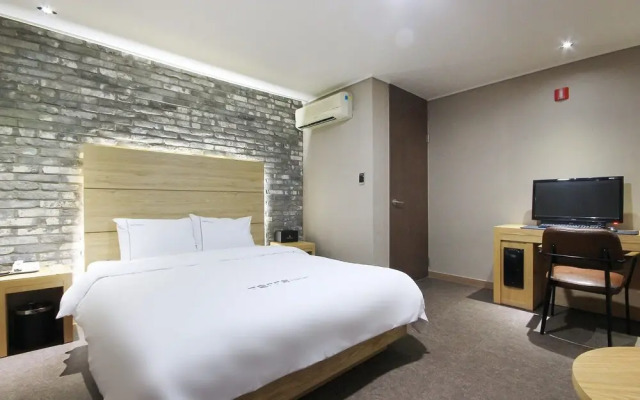 Jeonju Sanjeongdong Terra