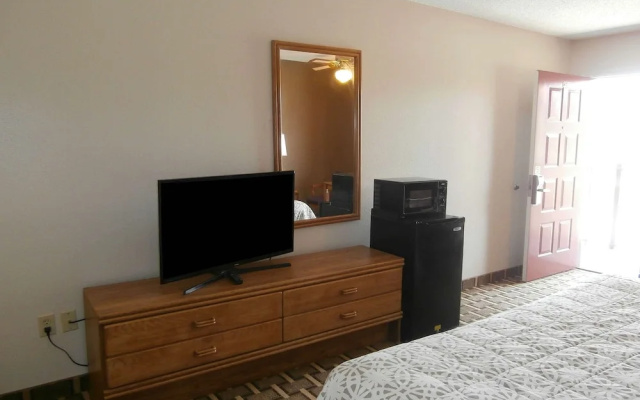 Days Inn/ Blue Ridge