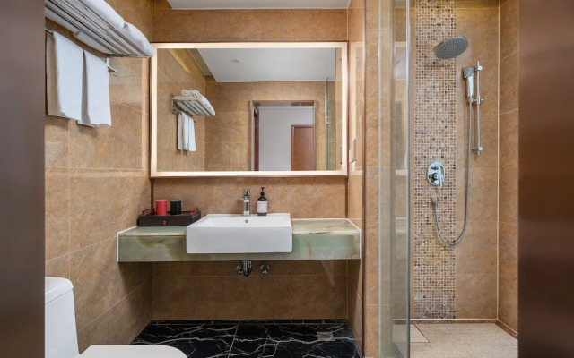 Lucky Holiday International Hotel Pazhou Convention and Exhibition Center Zhujiang New Town Branch