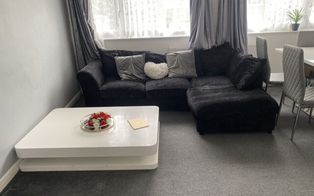 Gorgeous 2-bed Apt in Leafy Richmond!
