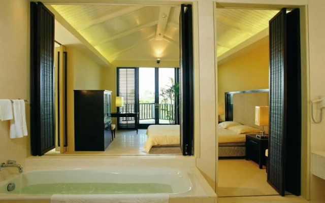 Zhuhai Jinwan Golf Hotel (Jinwan Huafa Shangdu Branch)