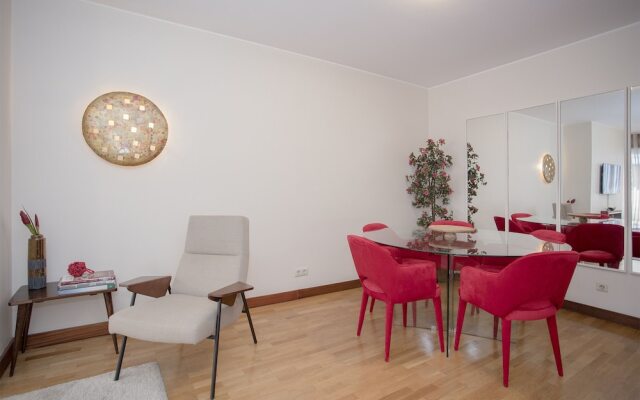 Liiiving in Matosinhos- Seaside Delight Apartment