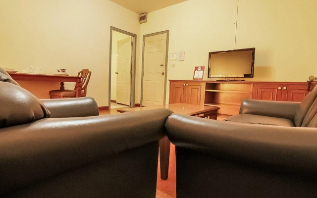 席娜卡琳拉玛苏安隆奈达酒店(Nida Rooms Srinakarin Rama Suan Luang)
