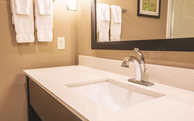La Quinta Inn & Suites by Wyndham Hattiesburg - I-59