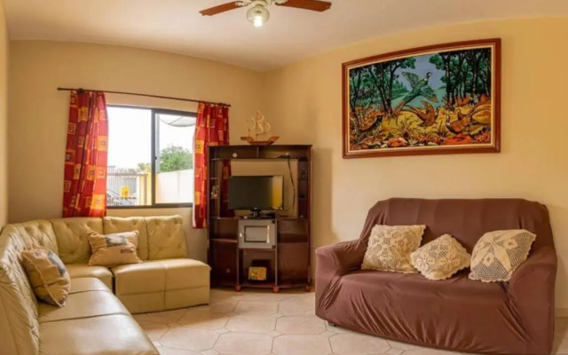 Casa 100m da praia, 10 pessoas, 3 quartos