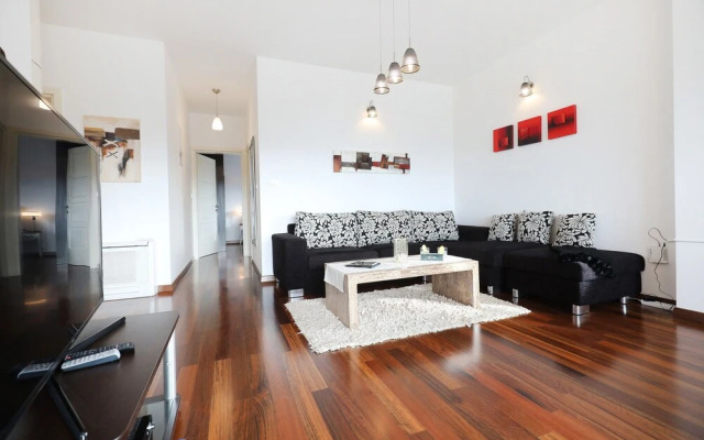 Villa Olive Garden Apartments