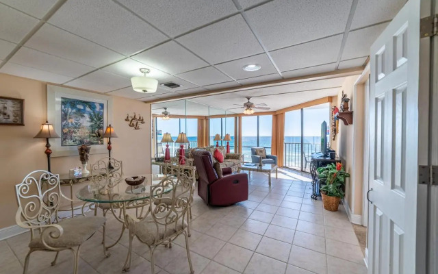 Edgewater W404 'Sandpiper'