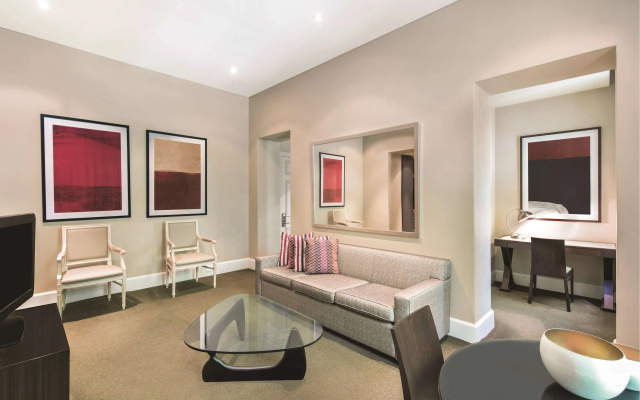 Adina Apartment Hotel Adelaide Treasury – Guest Rooms – Adelaide