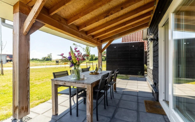 Welcoming Holiday Home With Private Garden