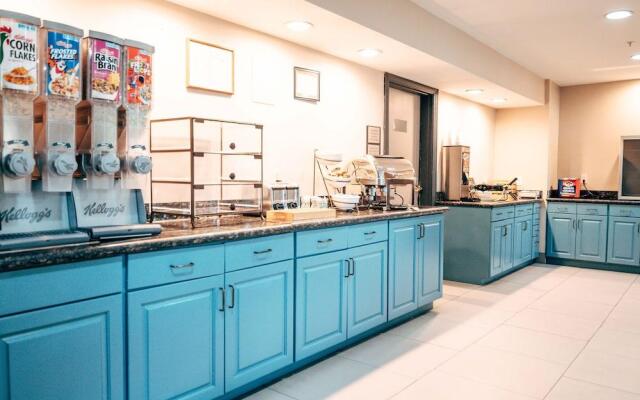 Country Inn & Suites by Radisson, Austin-University, TX