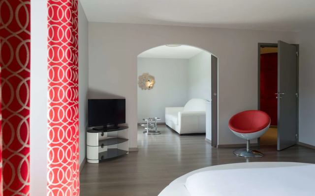 Château de la Falque, The Originals Relais