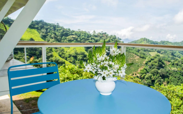The Retreat at Altos del Monte