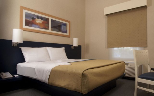 City Express by Marriott Puebla Angelopolis