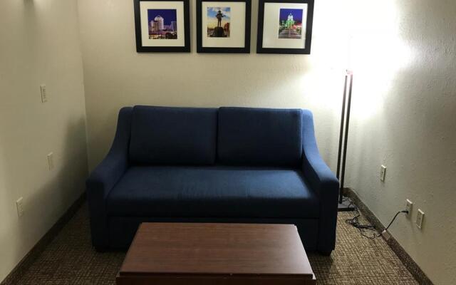 Comfort Inn & Suites Montgomery East Carmichael Rd