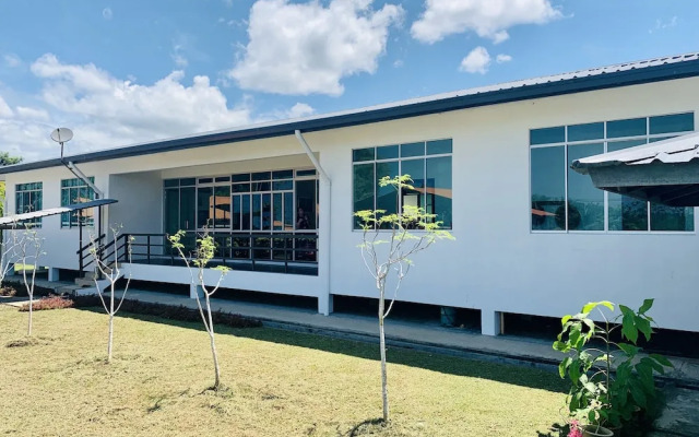 OYO 90036 Eagle Wood Garden