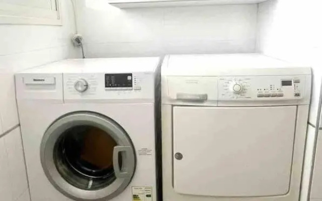 Sunny 3BR Apartment Golf Residence