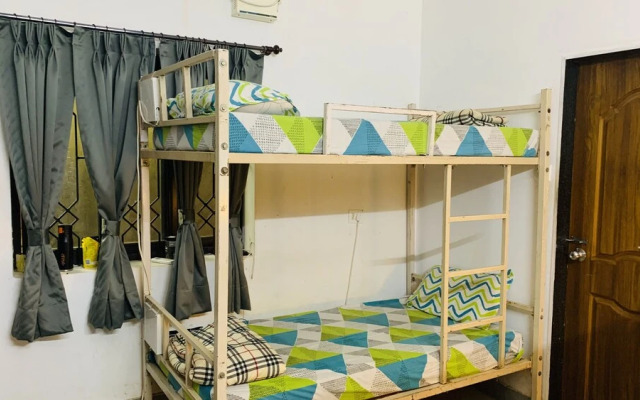 Rootsvilla Hostel Goa
