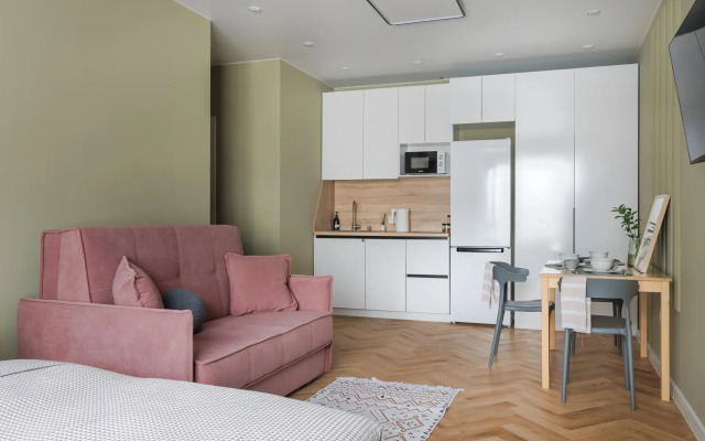Apartments on 50 let Oktyabrya 63g street (2)