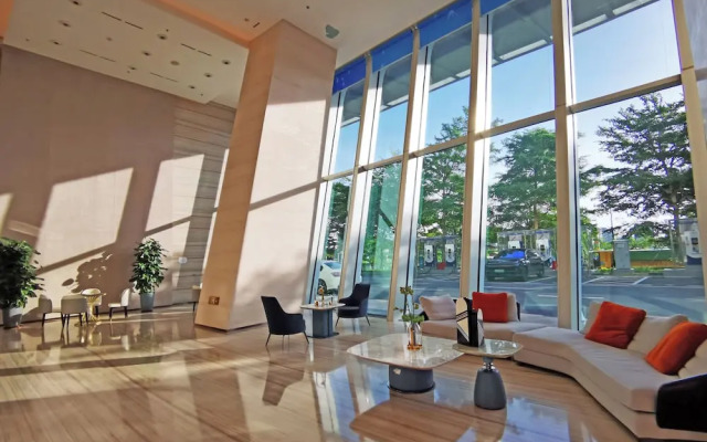 Interact China Fine Condo - Novotown