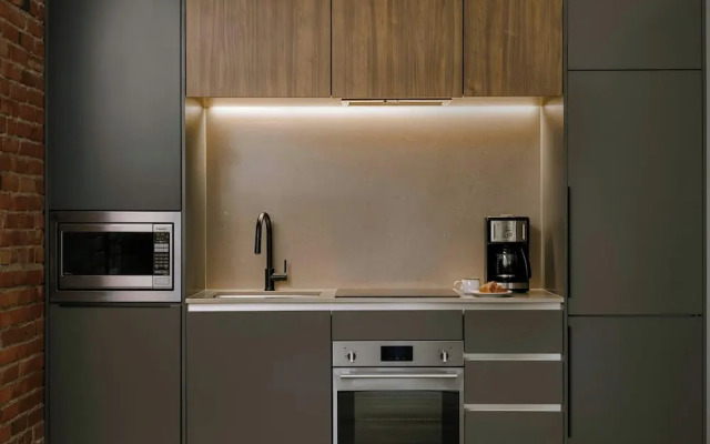 Sonder by Marriott Bonvoy Apollon Apartments Old Montreal