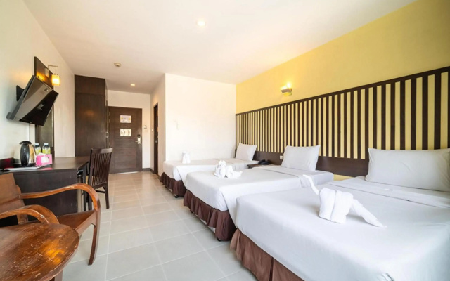 Sunday JA Plus Hotel