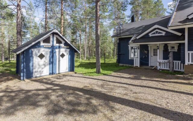 Holiday Home Komsikko b