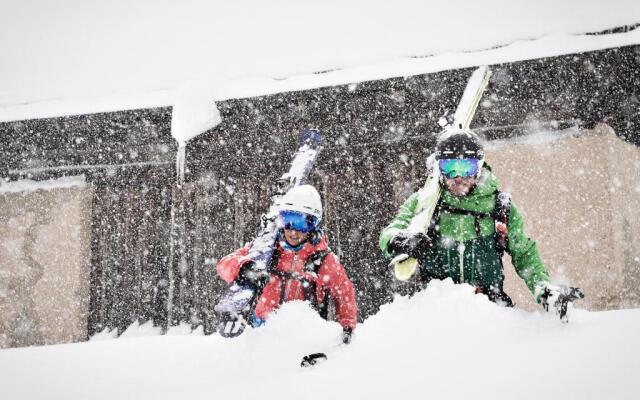 Conrad's Mountain Lodge