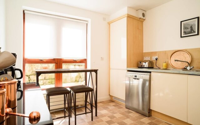 JOIVY Gorgeous Stockbridge Apt With Underground Parking