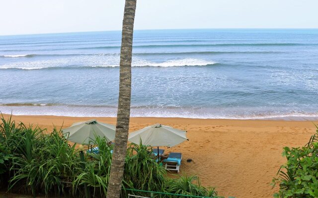 Roy Villa Beach Hotel