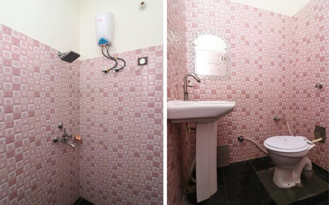 Tr Hotel By OYO Rooms