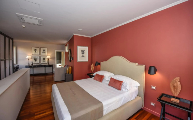 The Tuscanian Hotel