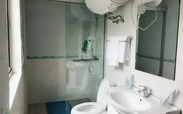 Shanghai Zhouqiao apartment