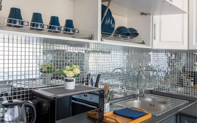 OGNI Apartments на проспекте Океанский 100