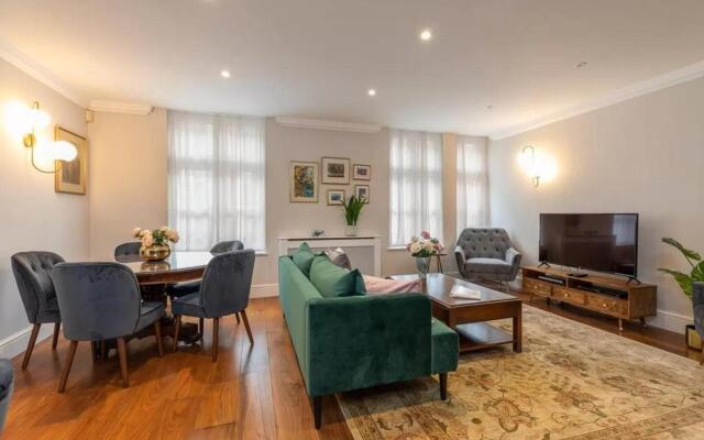 ALTIDO Beautiful 2 bed apt in Mayfair, close to Tube