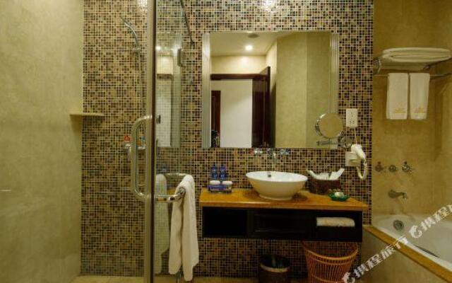 Huizhou Lakefront Golf club and Resort