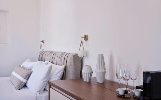 Brilliance Suites - Adults Only