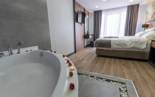 Yusufhan  Suites