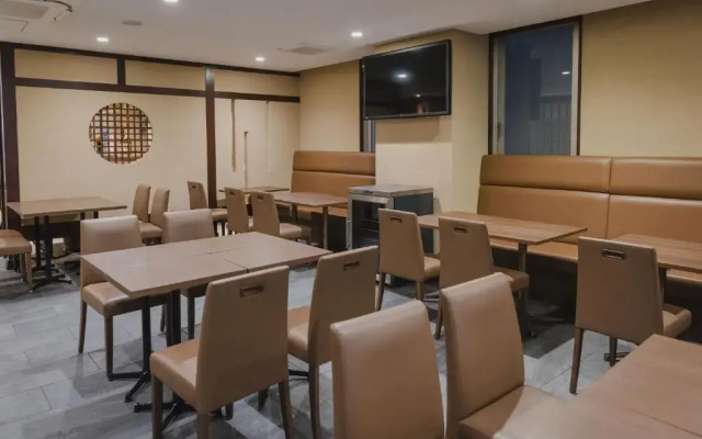 Hop Inn Kyoto Shijo Omiya