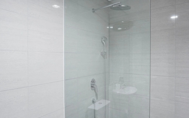 2BR Luxury Modern Ciputra International Apartment