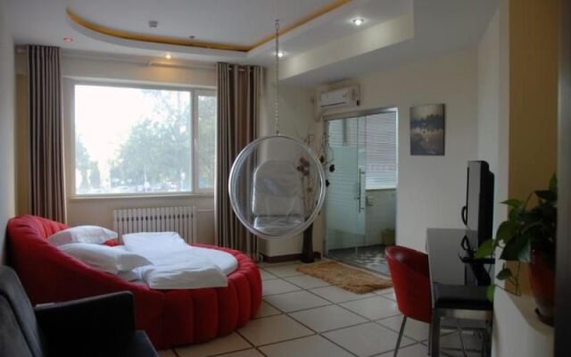 Super 8 by Wyndham Beijing Birds Nest