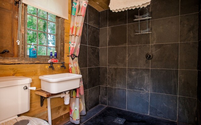 Byford Glamping