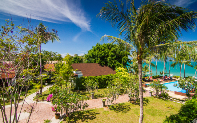 Coco Palm Beach Resort