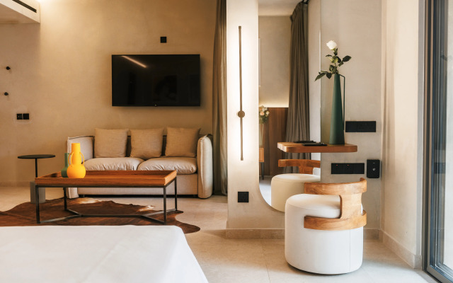 M Boutique Hotel - Designed for Adults