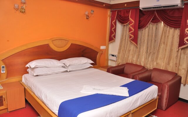 Hotel Sathyam